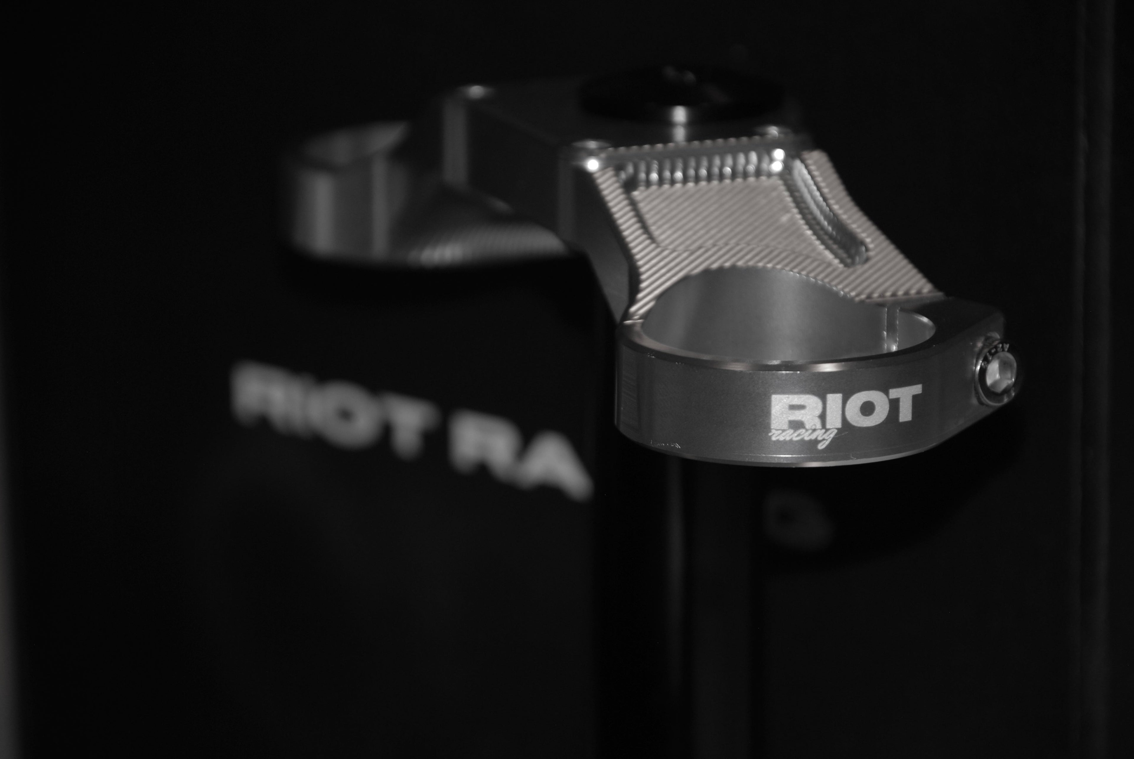 Riot Drop Crown (STOCK SURRON LBX FORKS)